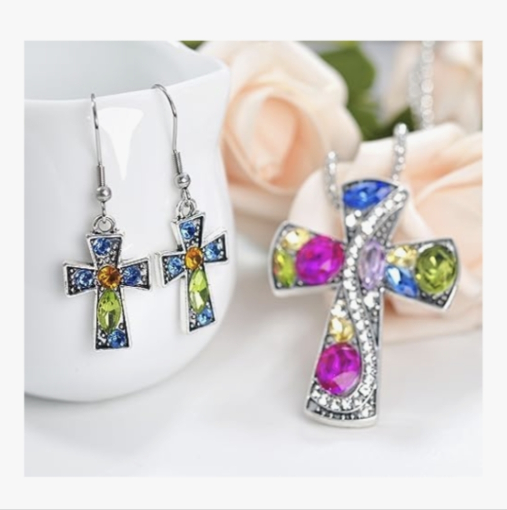 🌟NWT Multicolor Cross Pendant and Earring Set